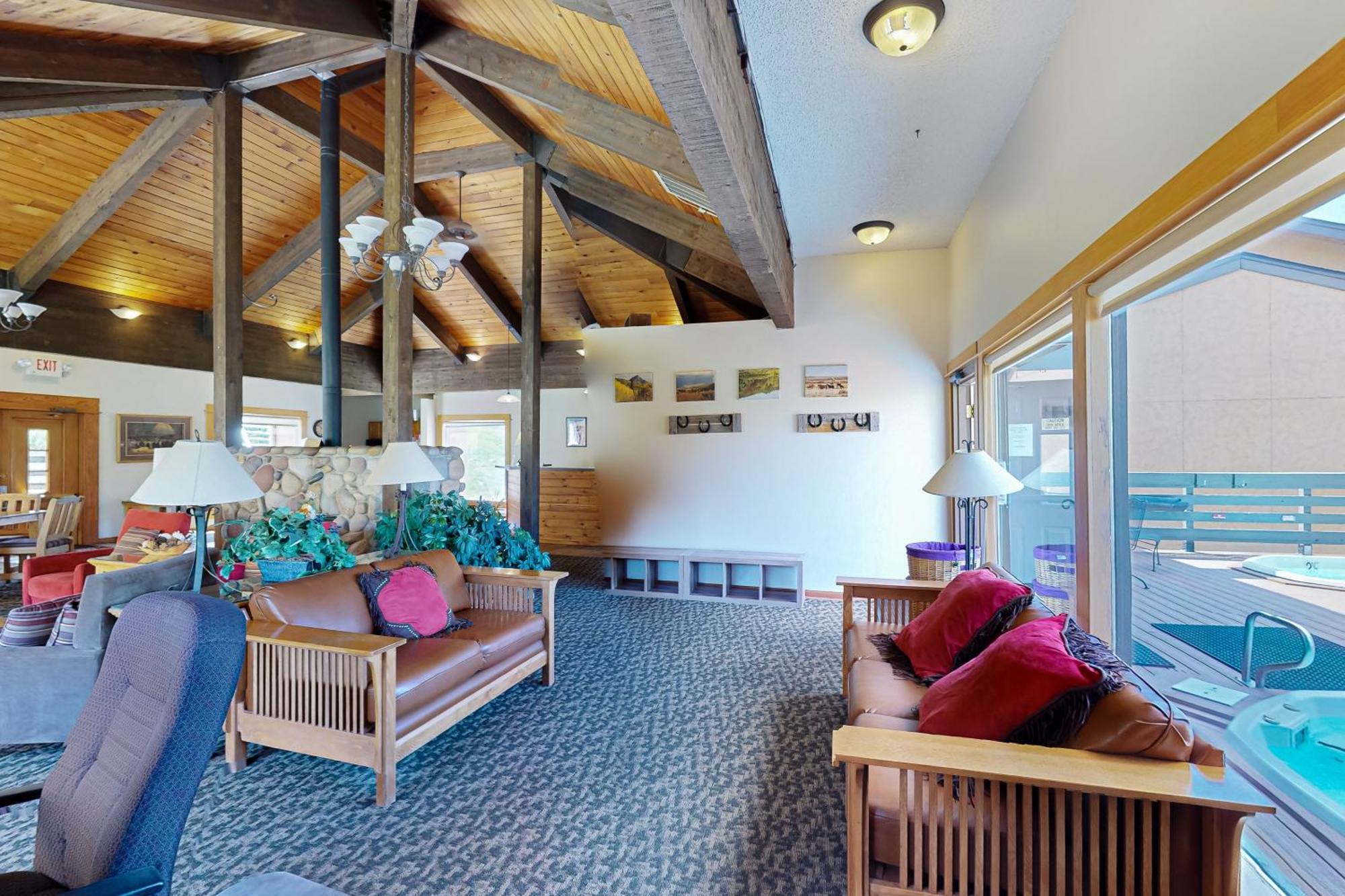 Ski Inn 스팀 보트 스프링스 객실 사진